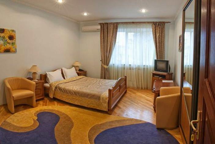Motel Okolytsya Riwne Exterior foto